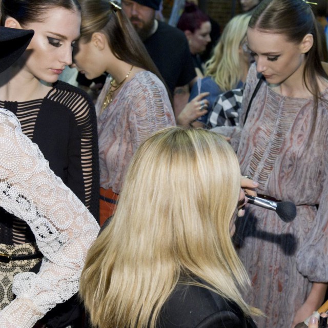 ZIMMERMANN Fall/Winter 2015-16 Backstage & Front Row